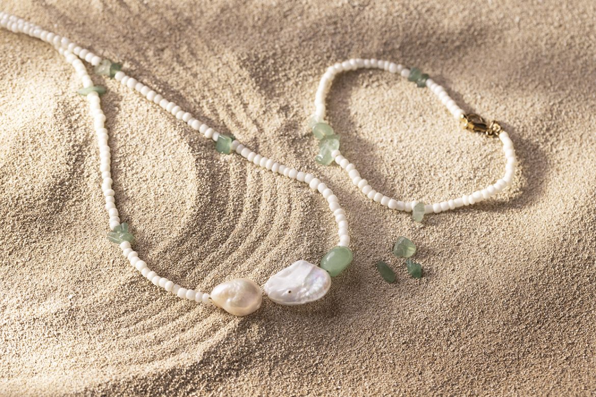 Maak uw eigen sieraden met kristallen en glaskralen